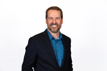 Headshot of Darin Bell